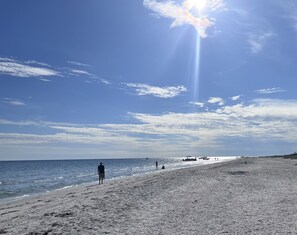 Captiva island - a short drive to gorgeous beaches