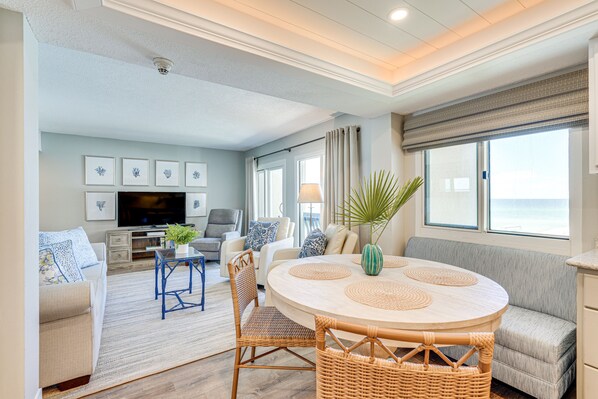 Panama City Vacation Rental | 2BR | 2.5BA | 983 Sq Ft | Stairs Required