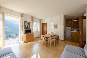 Living and dining room
