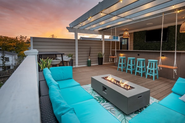 Unwind in Style on the Rooftop Relaxation Deck