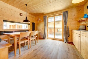 CASALPIN Chalets, Wohnküche