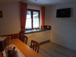 Küche Ansicht 1