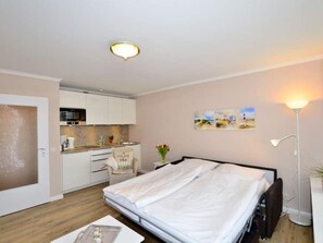 1-Zimmer-Appartement mit Doppelschlafcouch