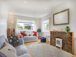 Living area | Sea Breeze, Wembury