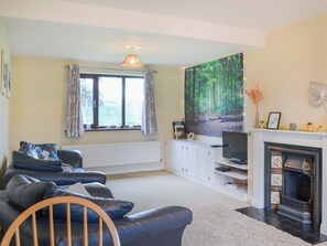 Living area | Farmers Cottage, Withernsea