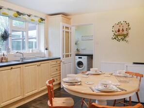 Dining Area | Farmers Cottage, Withernsea