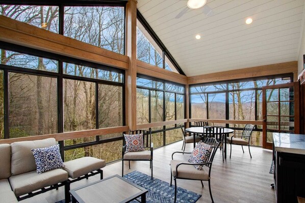 Welcome to Hillside Cottage