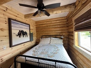 Bedroom with queen bed