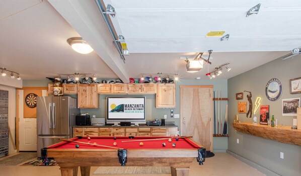 Spielezimmer