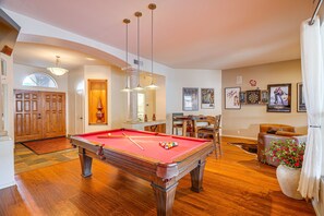 Billiards Room | Bistro Table