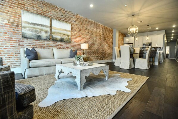 Impeccably Designed Living Room