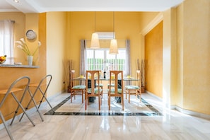 Dining room