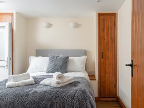 Double bedroom | The Barn Annexe, St Just