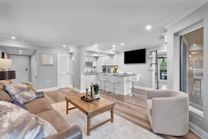 This stunningly renovated condo offers a luxurious retreat with direct views of the picturesque harbor from every angle, promising a vacation you'll never forget.