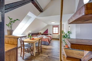 Wohn- und Esszimmer