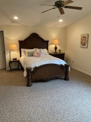 Queen bed in master bedroom