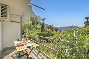 Salle à manger extérieure