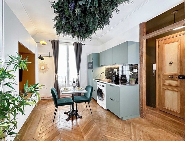 Lovely living-dining room well-equipped for your stay