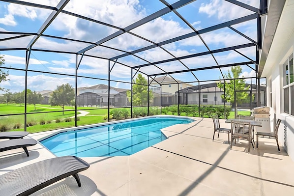 Private Sundeck with Swimming Pool