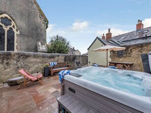 Hot Tub, Patio & Garden Furniture