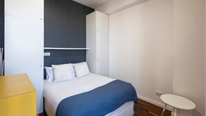 Our bedroom is the ideal space to kickstart your mornings with a positive vibe #relax #airbnb