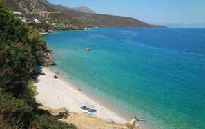 A stunning coastal escape just minutes from your door. - 500m