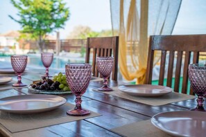 Outdoor dining