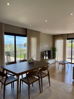 Dining room (1)