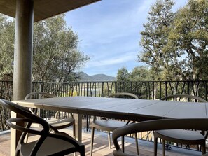 Terrace (1)