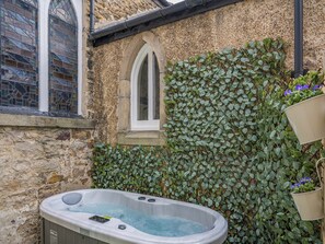 Jacuzzi | Thirlwell, Riding Mill, near Corbridge