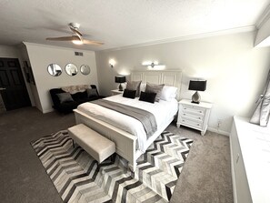 Master Bedroom, King Bed and Queen Futon