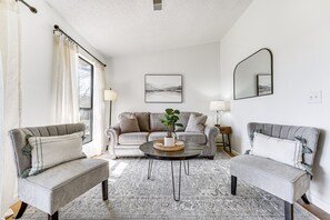 Living Area | Queen Sleeper Sofa | Flat-Screen TV