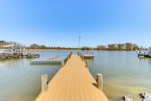 Private Boat Dock | Water Access