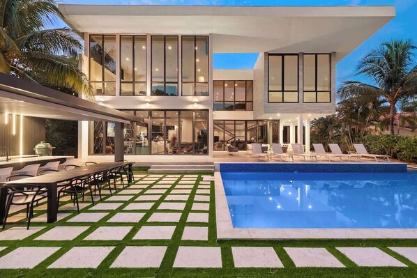 Pool