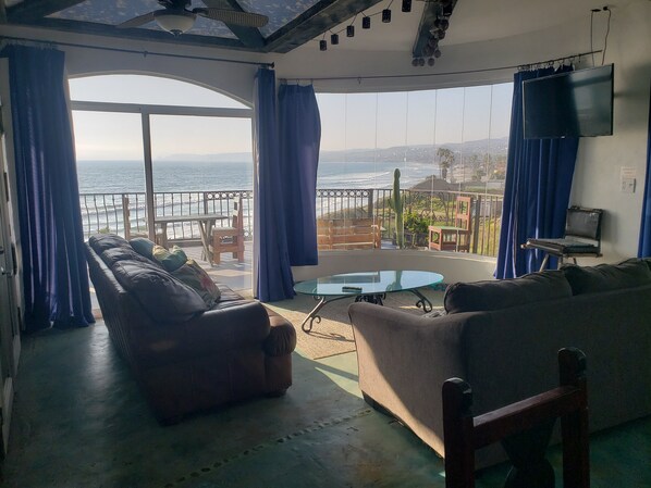 Living room with views of the ocean