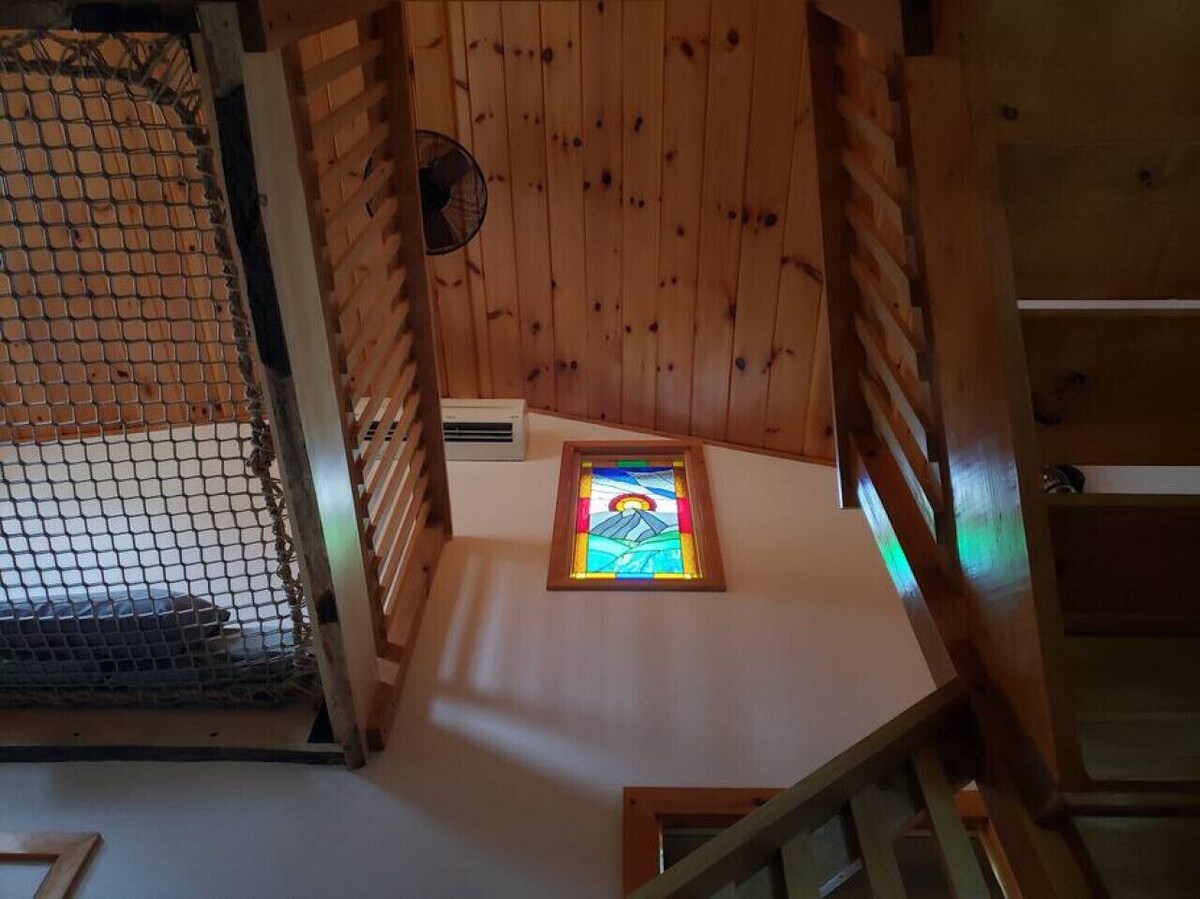 The Loft – Keene | Modernized Private Guesthouse in Town | Centrally Located to Major Trailheads