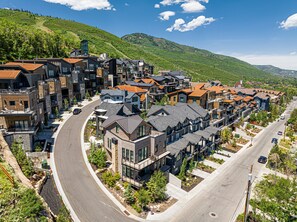 Exclusive Kings Crown Ski-in, Ski-out Community