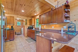 Fully equipped kitchen