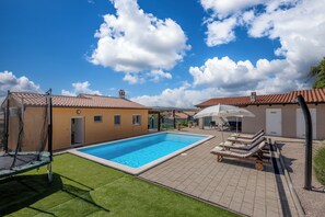 Private Pool
