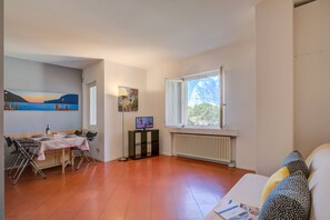 Living and dining room