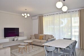 Living and dining room