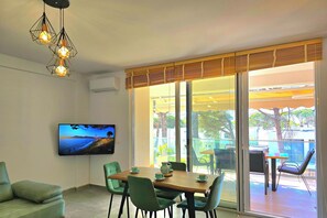 Living and dining room