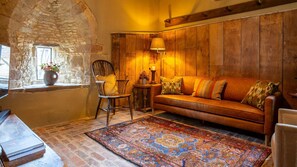 Sitting Room, The Stables at Stoneythorpe, Bolthole Retreats