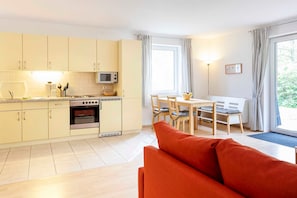 Ferienwohnung Igel Wohnzimmer mit Essbereich