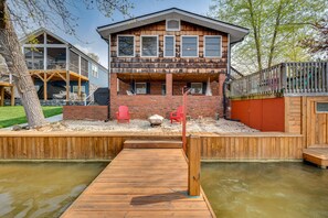 Home Exterior | Badin Lake On-Site