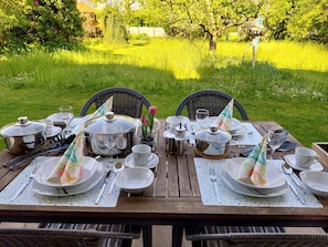 Ferienwohnung Nr. 2 für 6 Personen-Terrasse Wohnung 2
