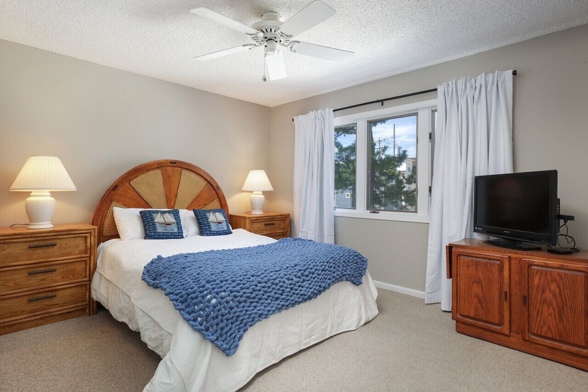 Condo on the beach with private patio overlooking the ocean.