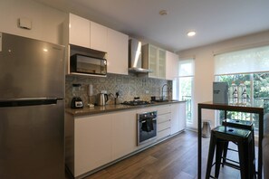 Modern kitchen