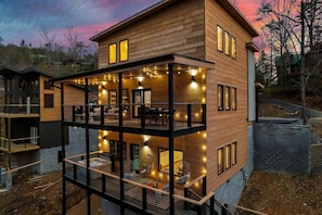There is plenty of room to spread out in the cabin. All three floors are yours to enjoy.