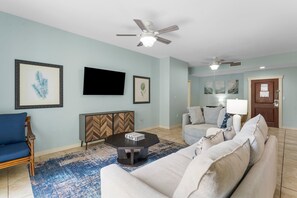 2-web-or-mls-15100-front-beach-rd-1408